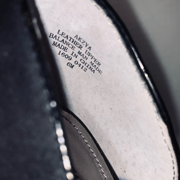 AK Anne Klein Size 6 M Black Genuine Suede Leather Pump - Picture 13 of 16